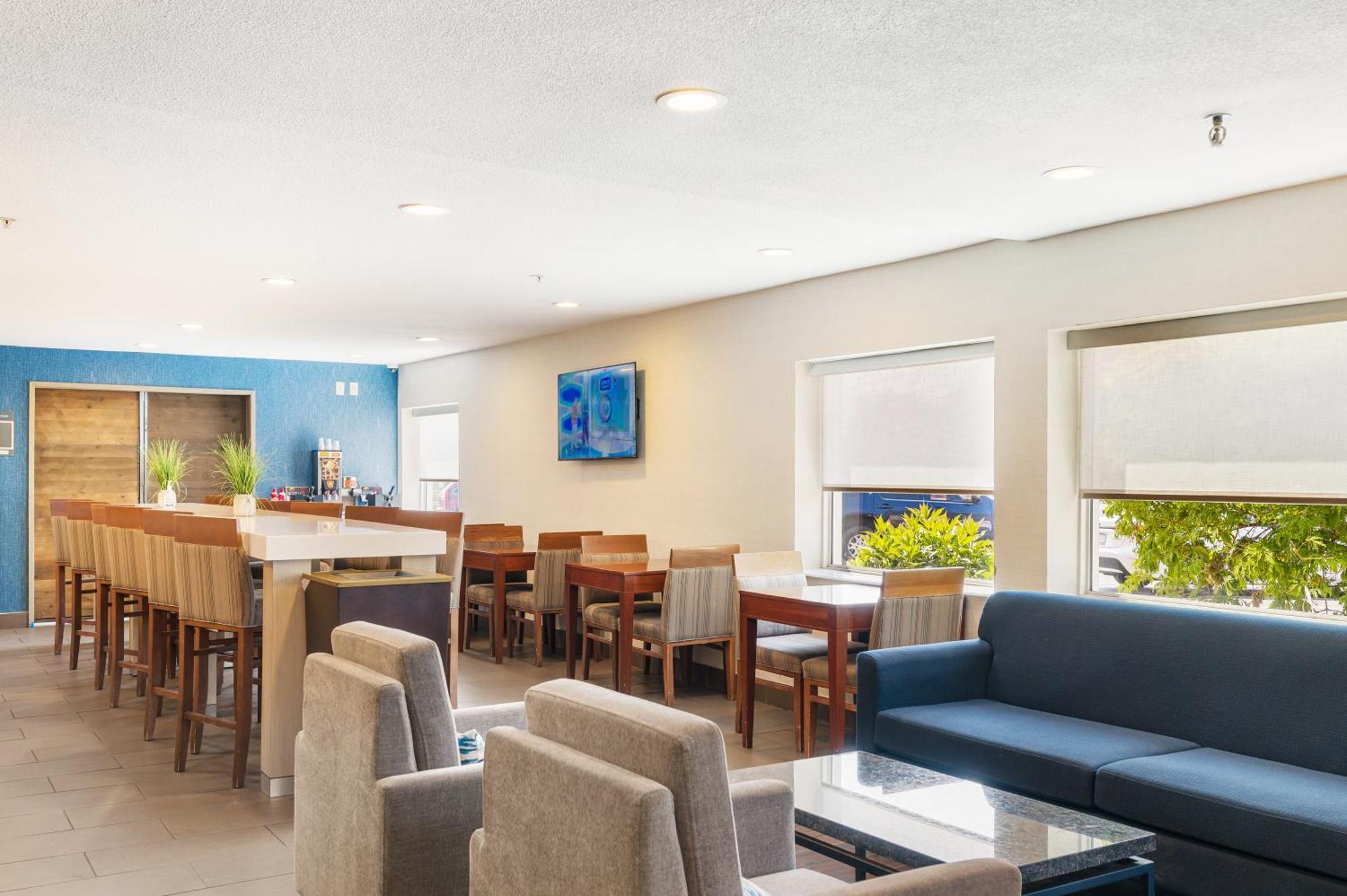 Comfort Inn Mayfield Heights Cleveland East Екстер'єр фото