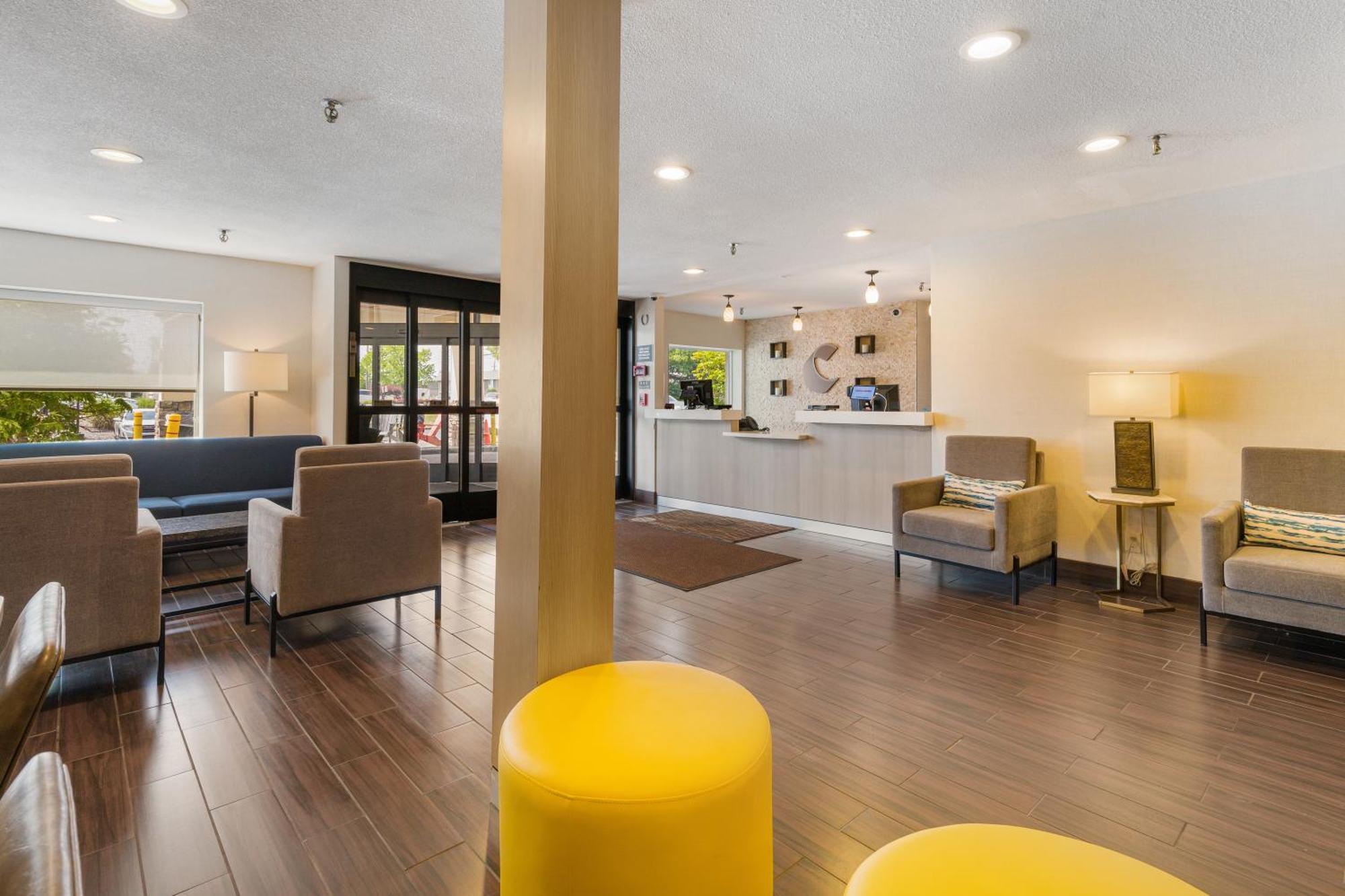 Comfort Inn Mayfield Heights Cleveland East Екстер'єр фото