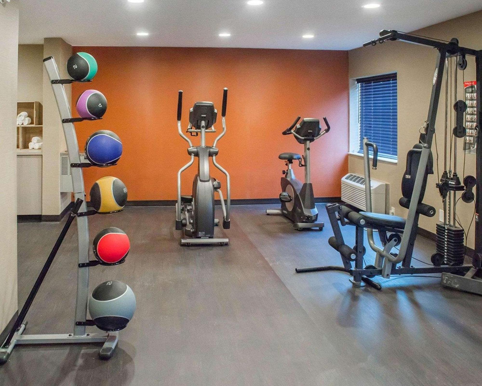 Comfort Inn Mayfield Heights Cleveland East Екстер'єр фото